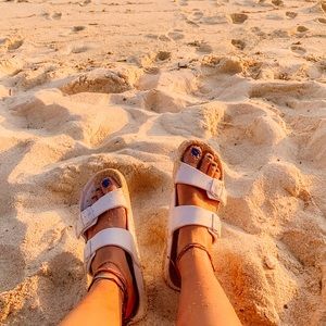 🆘❗️LAST CHANCE ❗️🆘 🆕White EVA sandals